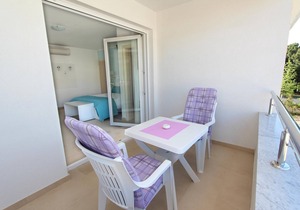 EMANUEL Studio with Balcony 4