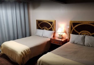 Emerald Bay Lodge