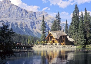 Emerald Lake Lodge