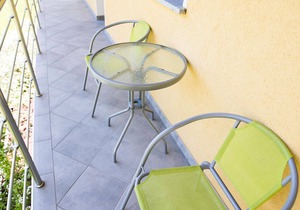 Emerald SOCA Apartment