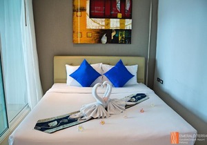 Emerald Terrace Apartment Patong