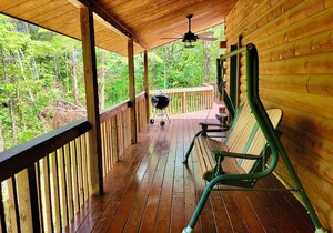Enchanted Forest Whispering Pines- 2 bedroom Cabin with Hot Tub! Hiking Trail & Cave on property!