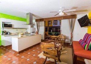 Enchanting 2BR Suite at Ideal Spot in Sayulita