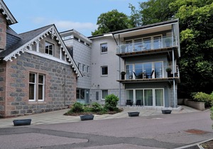 Enchanting Home with Furnished Balcony in Cults, Scotland