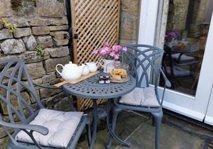 END COTTAGE, pet friendly, character holiday cottage in Grassington