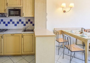 Enjoy a relaxing vacation in this beautiful cottage near the beach!