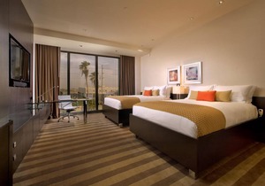 Enjoy Our Stress-Free Experiene w/Shuttle Service to Miami Airport! 3 Spaces