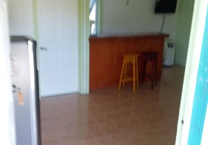 Enjoy vibrant sunsets, gorgeous ocean views and a warm tropical breeze in Roatan