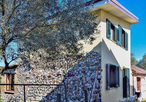 Enjoy your vacation in this beautiful vacation home.