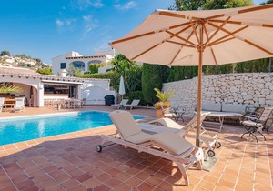 Enticing Villa in Benissa with Swimming Pool