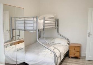 Entire New Flat With View to River Yare, H7
