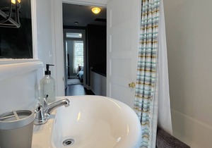Entire Row Home in Heart of D.C.- Near Union Station