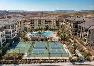 Entire Top Floor Condo; Stylish and Comfortable