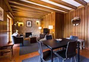 Entre Rochas Pool House by The Getaway Collection