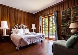 Entre Rochas Pool House by The Getaway Collection