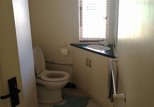 Epsom Retro Homestay