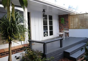 Epsom Sunshine Holiday House