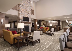 Equipped Queen Suite | Free Breakfast, Seasonal Outdoor Pool + Gym