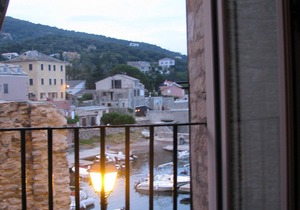 Erbalunga Brando: Apartment with terrace on the sea - Erbalunga - Brando