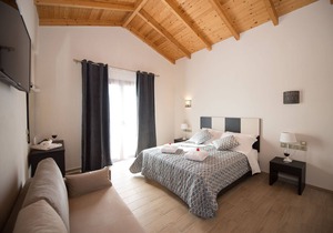 Erikousa Palace Suite 14