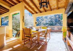 ES VINT I NOU - Chalet for 6 people in LLUC.