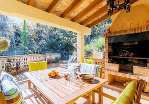 ES VINT I NOU - Chalet for 6 people in LLUC.