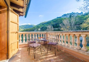 ES VINT I NOU - Chalet for 6 people in LLUC.