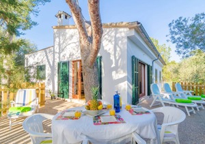 ES JAÇ - Chalet for 6 people in Cala S'Almonia.