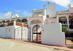 136 m² House ∙ 3 bedrooms ∙ 6 guests