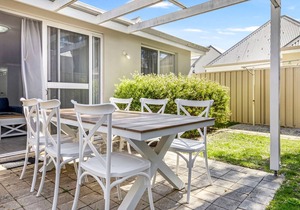 Escape to 28 at Cape View