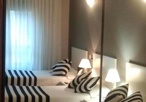 Esentia Togumar - Triple 3 adults