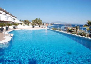Espectacular y moderno apartamento en primera línea - Estepona - Urb Sinfonia del Mar