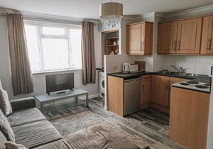 Esplanade Court Apartment with communal seasonal heated pool