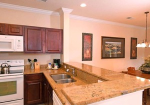 Everything You Need For The Perfect Vacation! Free Parking, Pool, Pet-friendly