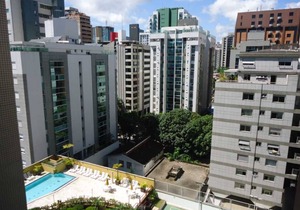 Excellente Flat in Savassi, 50m Pça da Liberdade em Belo Horizonte/MG