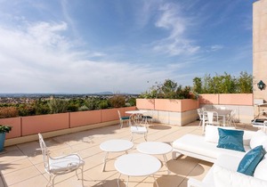 Exceptionnel ! Duplex au 11eme étage avec ascenseur, parking et clim (AC) - Class Appart