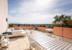 Exceptionnel ! Duplex au 11eme étage avec ascenseur, parking et clim (AC) - Class Appart