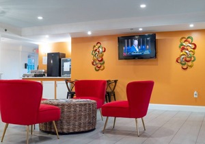Exciting Getaway! 4 Family-friendly Units, Outdoor Pool, Free Parking