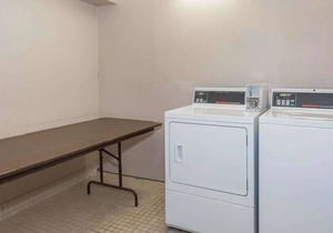 Exciting Getaway! 4 Family-friendly Units, Outdoor Pool, Free Parking