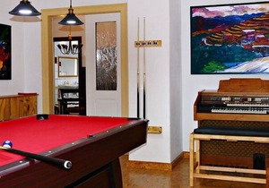 Exclusive apartment in a villa with park in Großschirma