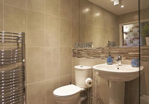 Exclusive Riverview Apartment