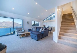Executive Living in Bluewater - 3 Bedroom Apartment