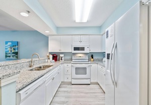 Experience a comfortable, laid-back lifestyle. | Laguna Keyes - 609