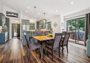 Experience mountain living in Breckenridge at 'Above it All'!