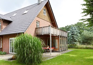 - Experience the country and be happy in the North of Hamburg - Garden villa below-