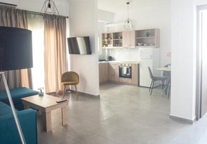 Explore Greece from City Centre Apartment