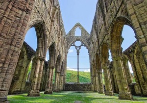 Explore the Wye Valley from this historic property in Ross-on-Wye