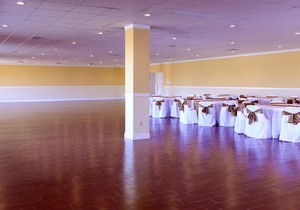 Express Inn & Suites