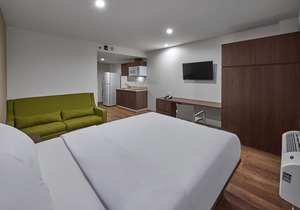 Extended Suites Tijuana Macroplaza