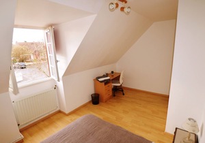F3 in detached house 30 km from Paris